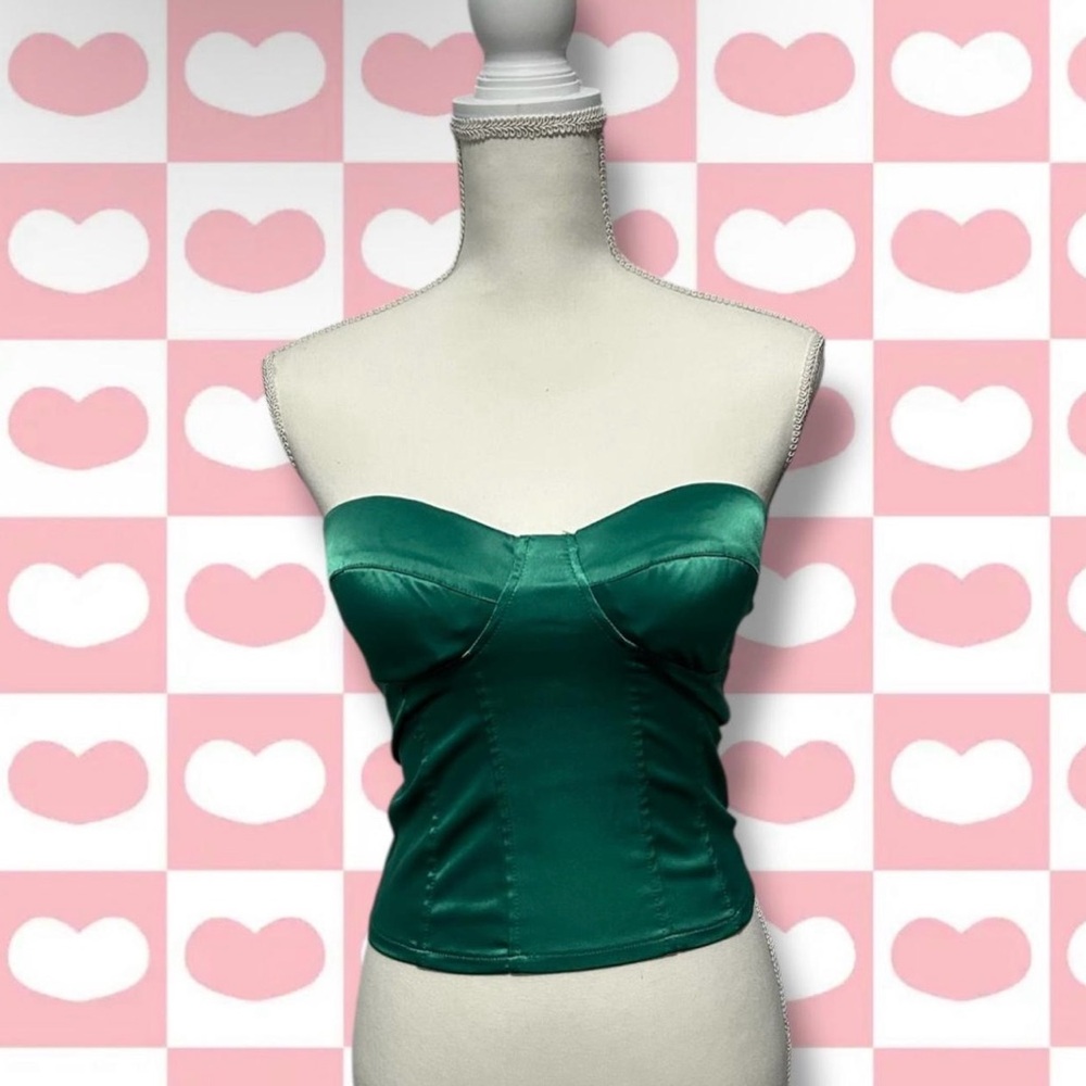Papaya Green tube Top with Sweetheart Neckline.